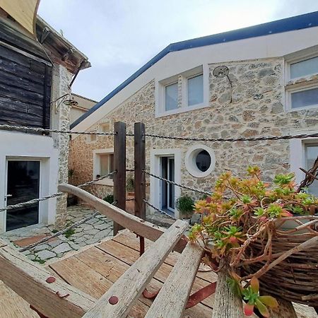 Le Mangiatoie Del Cavaliere Bed & Breakfast Montallegro Luaran gambar