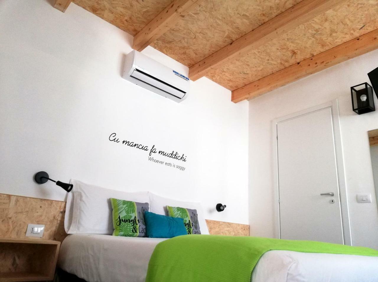 Le Mangiatoie Del Cavaliere Bed & Breakfast Montallegro Luaran gambar